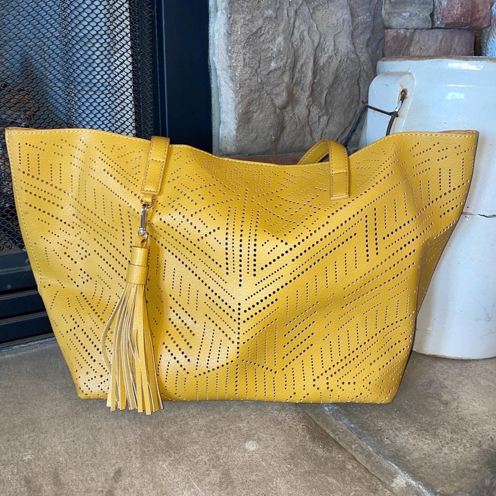 Beautiful yellow leather tote bag!
